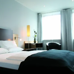 Schiller 5 4*, Múnich Alemania